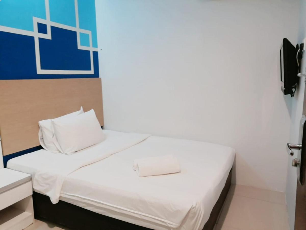 Bangi Business Hotel Kampong Sungai Ramal Dalam Exterior photo