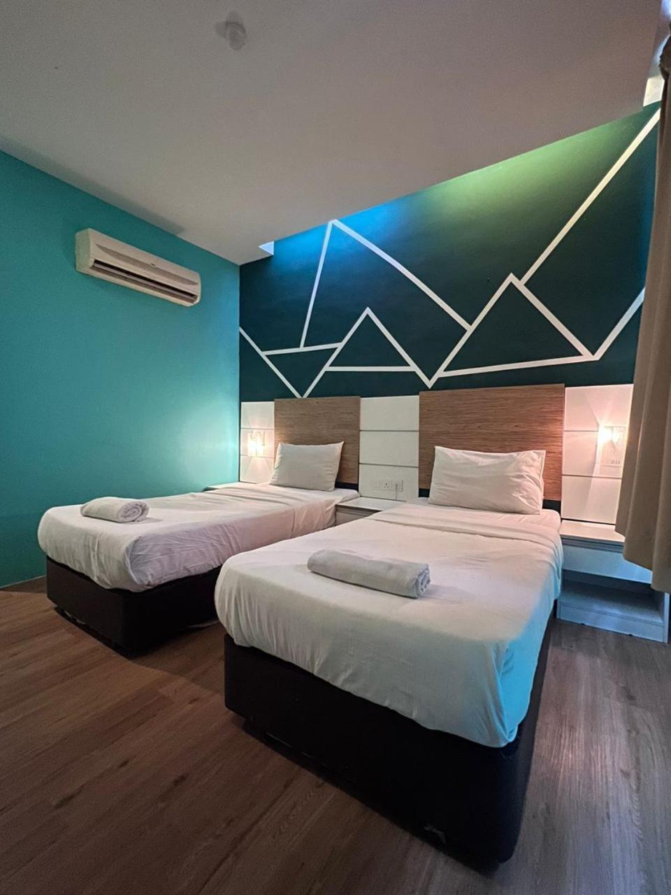 Bangi Business Hotel Kampong Sungai Ramal Dalam Exterior photo