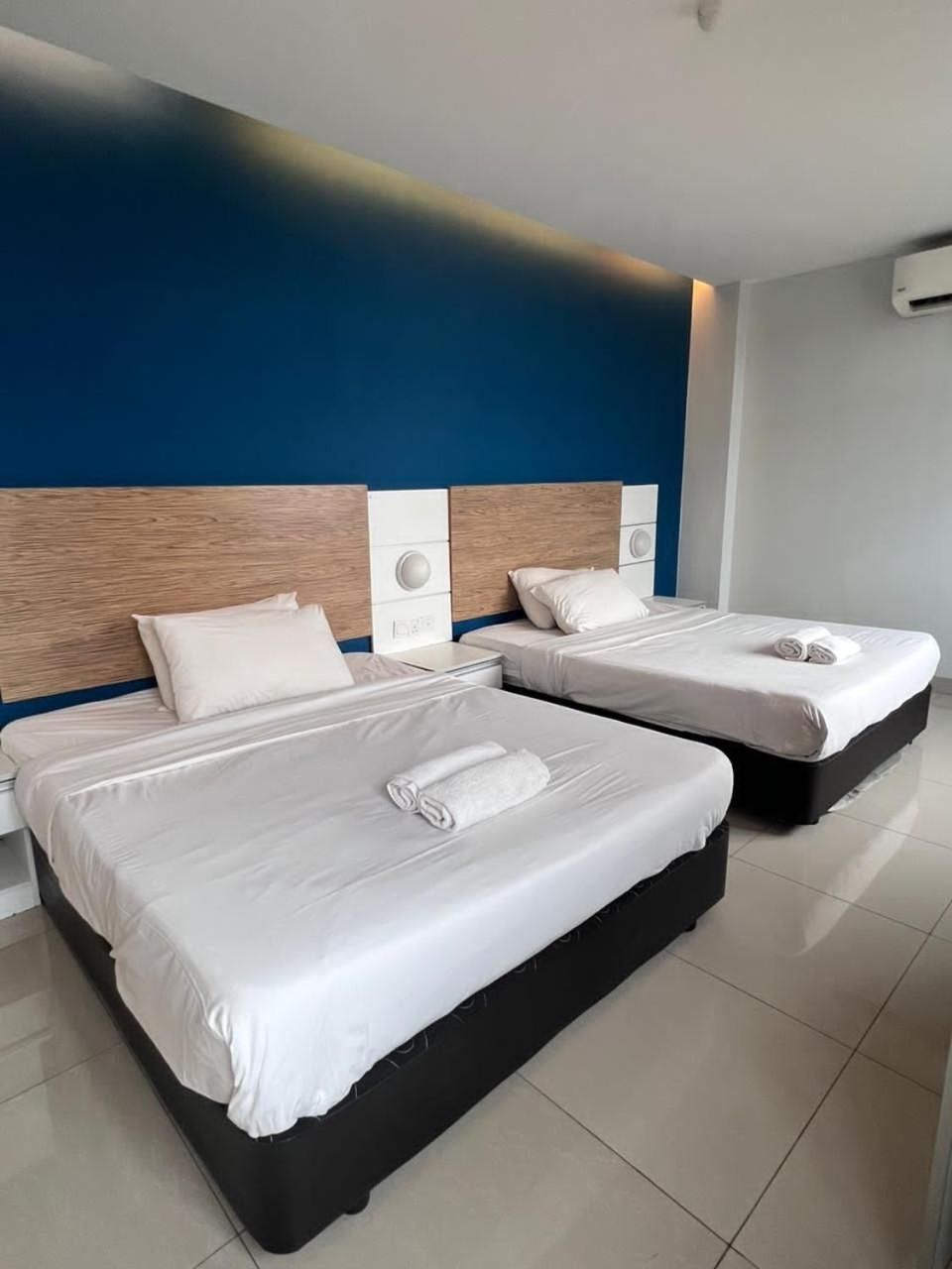 Bangi Business Hotel Kampong Sungai Ramal Dalam Exterior photo