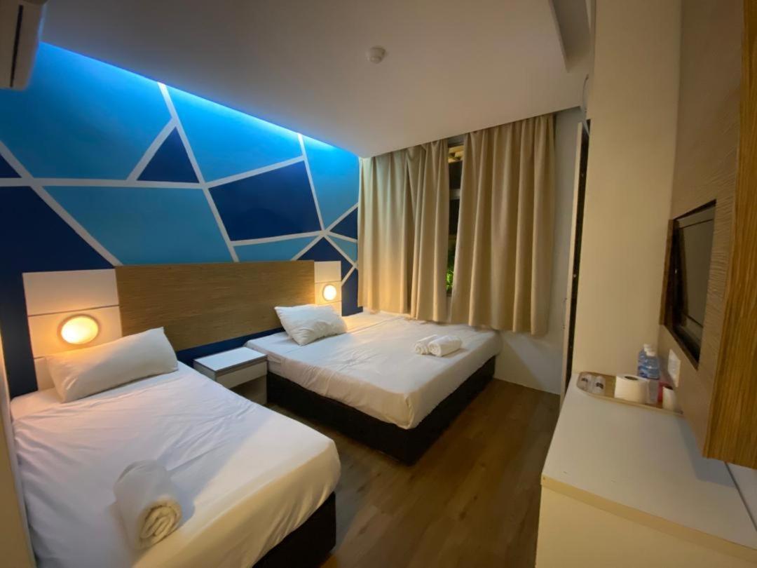 Bangi Business Hotel Kampong Sungai Ramal Dalam Exterior photo